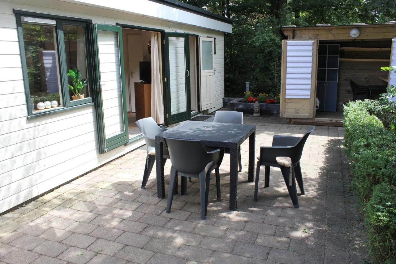 فيلا Sfeervolle Chalet Met Terras, H14 De Veldkamp, Epe, Voor 4 Personen المظهر الخارجي الصورة